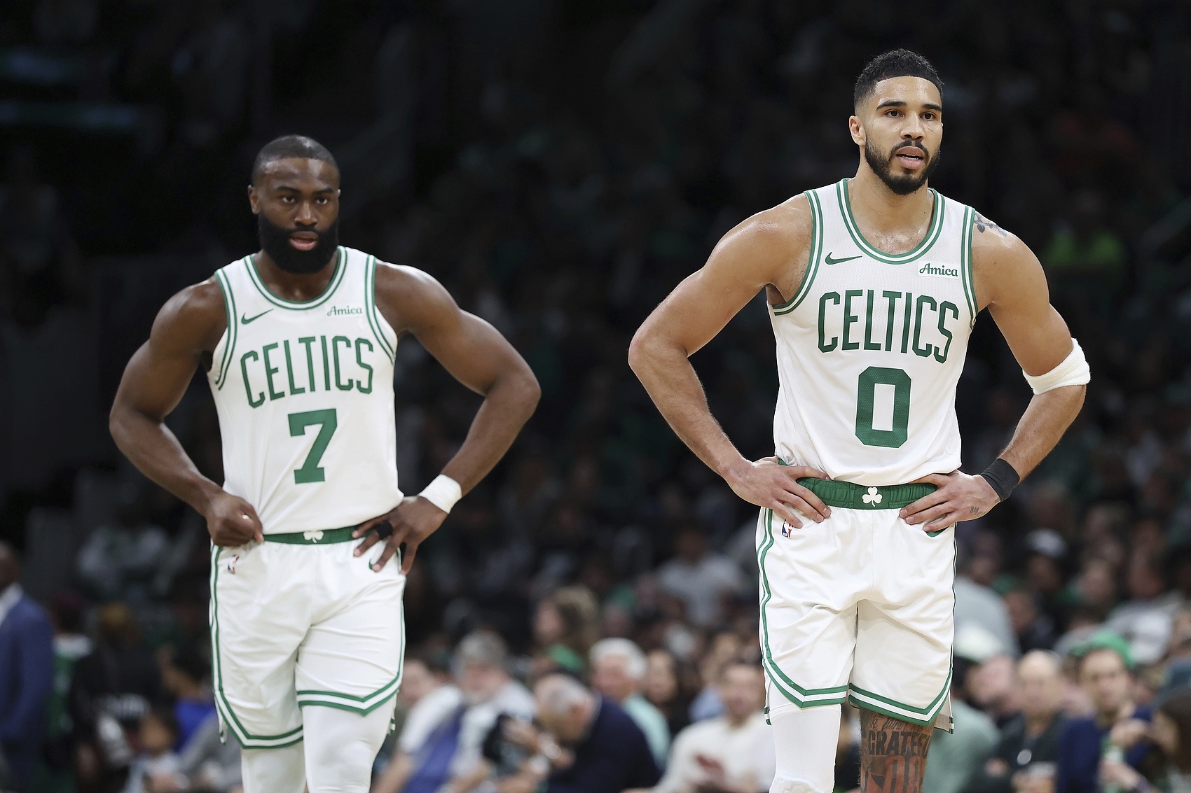 开云体育官网-海沃德：塔图姆&amp;布朗是联盟中最好的两名侧翼之一 绿军球迷真有福